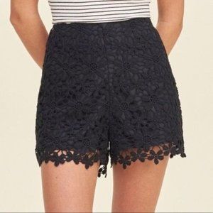 Hollister Floral Lace Crochet High Rise Back Zipper Shorts Black Size 0